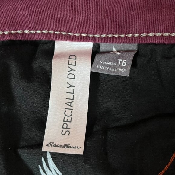 Eddie Bauer Slightly Curvy Slim Straight plum jeans size Tall 6 - Picture 6 of 7